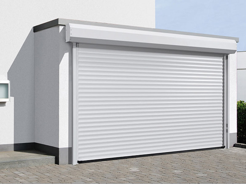 Aluminum roller door